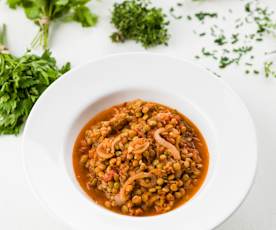 Lentilhas estufadas com cebola e tomate