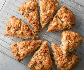 Apple and Maple Syrup Bacon Scones