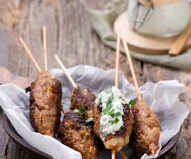 Čevapčiči s tzatziki