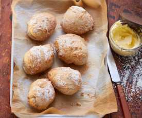 Rye bread rolls