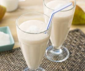 Batido de coco y pera (sin lactosa)