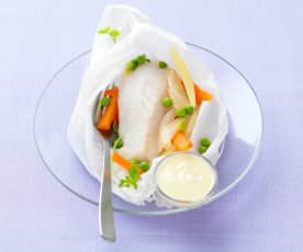 Papillotes de poisson aux légumes et aïoli au yaourt