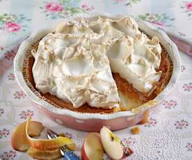 Apfelkuchen mit Schaum