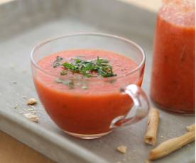 Menu veggie - Gaspacho rouge au basilic