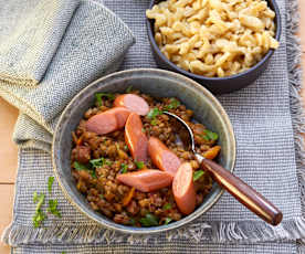 Linsen mit Spätzle und Wiener Würstchen