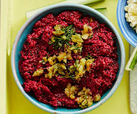 Rote Bete-Joghurt-Dip