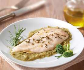 Fettine di pollo con crema di broccoli