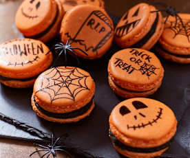 Halloween-Macarons mit Erdnusscreme