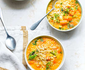 Soupe complète au blé et aux légumes