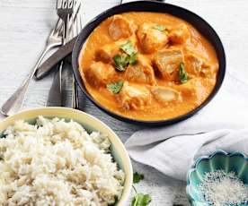 Curry de poulet aux fruits et riz