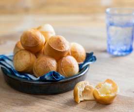 Brazilian cheese puffs