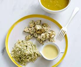 Sopa e frango com arroz