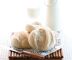 Buttermilk loaf baked in a cast iron pot - Cookidoo® – the