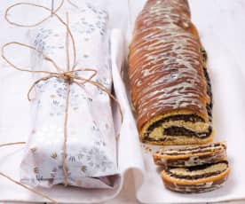 Poppy seed strudel