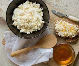 Ricotta preparată în casă