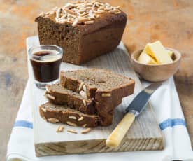 Fennel, date and nut bread