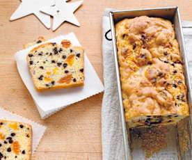 Cake aux pépites de chocolat et aux abricots