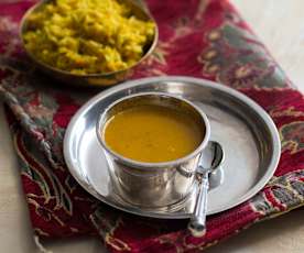 Curried chicken rasam