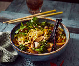 Ramensuppe mit Hähnchenbrust