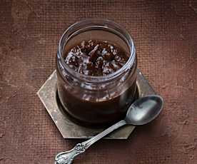 Date and tamarind chutney