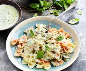 Salade de farfalle à la grecque