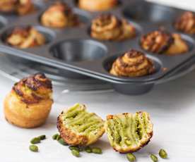 Rollos de hojaldre con pistachos