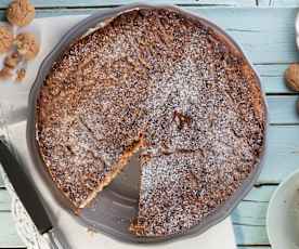 Torta all'amaretto con crema
