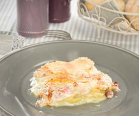 Patatas gratinadas al estilo de Saboya (Tartiflette savoyarde)