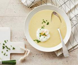 Kartoffel-Senf-Cremesuppe mit Setzei