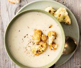 Zuppa di cavolfiori con cimette glassate