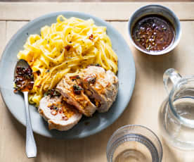 Roulés de veau aux noisettes, cheddar, miel et tagliatelle