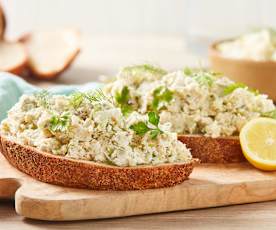 Ekmek Üstü Tavuk Salata