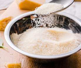 Queijo parmesão ralado