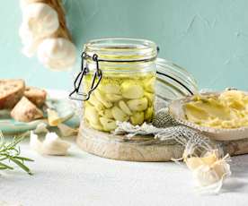 Confierter Knoblauch