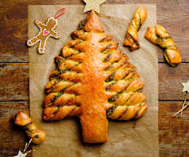 Pesto Tear and Share Christmas Tree Bread