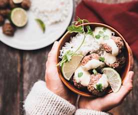 Boulettes de boeuf au citron vert et curry vert