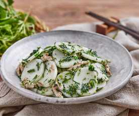 荠菜肉丝炒年糕