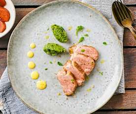 Filetto di maiale sottovuoto con Casera, patate e mele