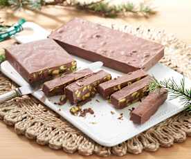 Turrón de chocolate y pistachos