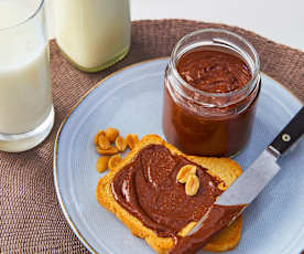 Crema di arachidi, cioccolato e cannella