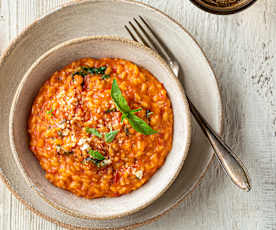 Risotto al pomodoro con basilico