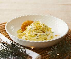 Tagliolini con gamberoni e ricotta all'arancia
