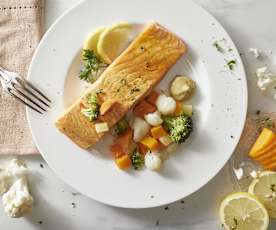 Salmone al curry con verdure invernali