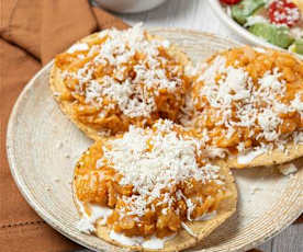 Tinga de col y ensalada de calabacita