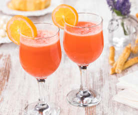 Strawberry and ginger spritz mocktail