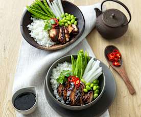 Sticky chicken with infused rice and daikon