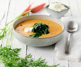 Kichererbsensuppe mit Blattspinat