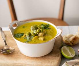 Sopa rápida al curry y panecillos