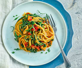 Spaghetti integrali, tonno, limone e rucola