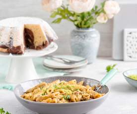 Makaron w śmietanowym sosie pieczarkowym; Babka marmurkowa z Varomy